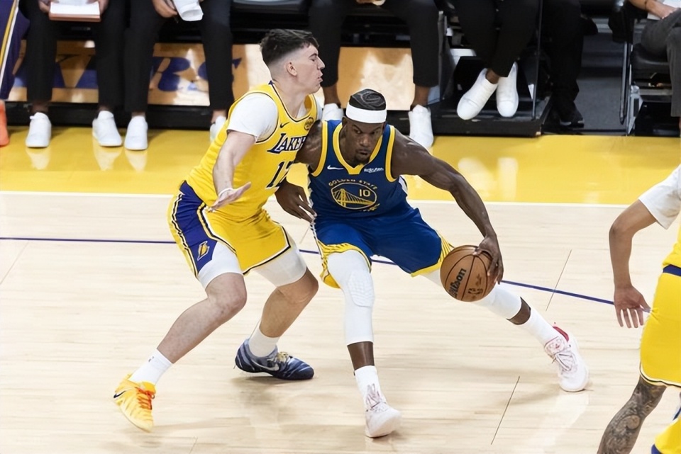 勇士确实在 勇士确实在